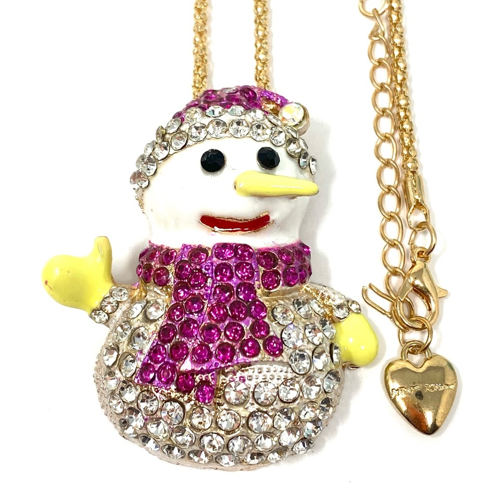 Betsey Johnson Snowman Clear Cristal, Pink Cristal/ Enamel White Neckl…